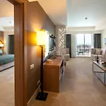 Paloma Oceana Сиде