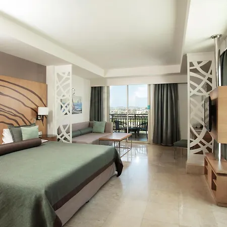 Paloma Oceana Resort 5*
