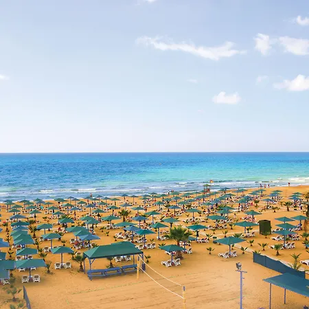 Paloma Oceana