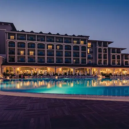 Paloma Oceana Resort Side