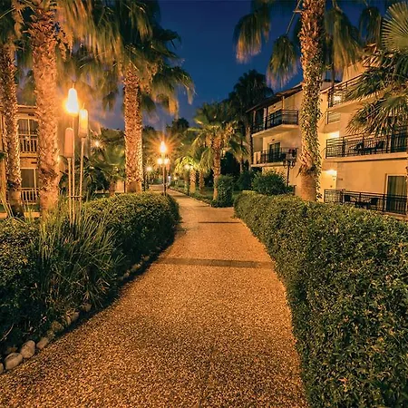 Rezort Paloma Oceana 5*