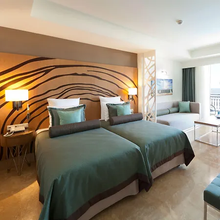 Paloma Oceana Resort 5*