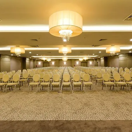 Paloma Oceana Resort 5*