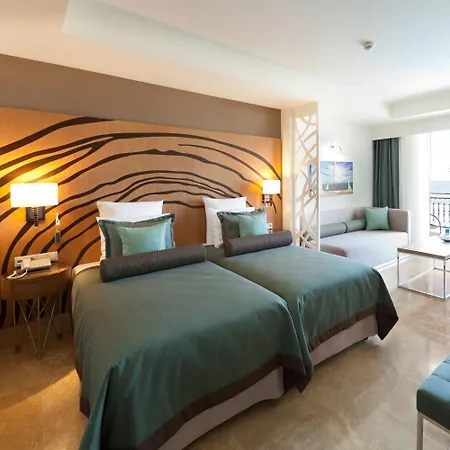 Resort Paloma Oceana 5*