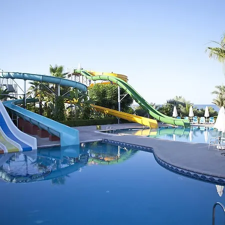 Paloma Oceana Resort