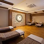 Paloma Oceana Resort Side
