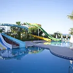 Paloma Oceana Resort