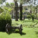 Paloma Oceana Resort